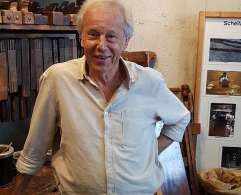 Piet Baumgarten übt sein Handwerk als Restaurator in Bargteheide seit 30 Jahren aus