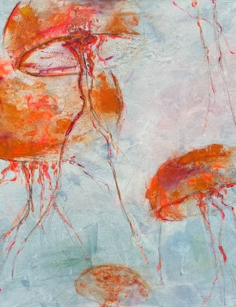 Quallen, kunstvoll dargestellt in Orange - maritime Kunst von Andrea Warpakowski